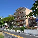 Enjoy The Sea From Our Relaxing Flat Apartament *
