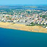 Enjoy The Sea From Our Relaxing Flat Apartament