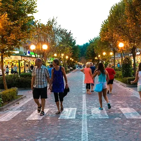 Апартаменти Enjoy The Sea From Our Relaxing Flat Бібіоне