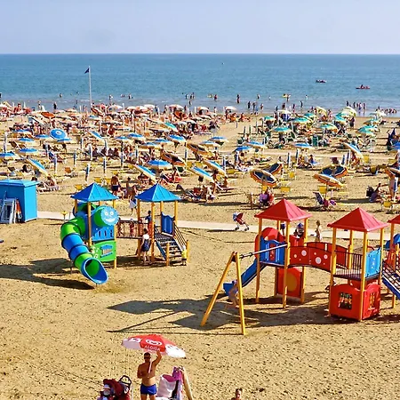 Enjoy The Sea From Our Relaxing Flat * Бибионе
